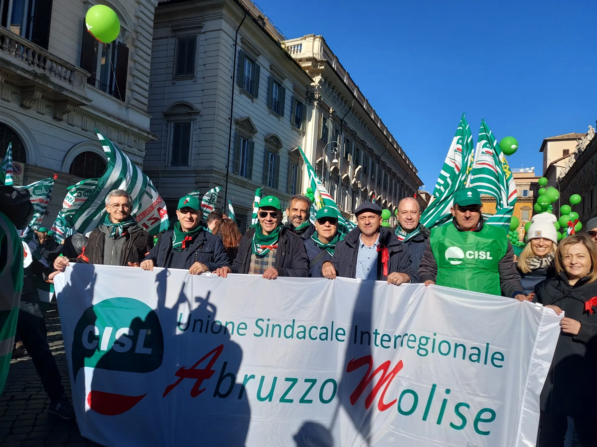 Oltre 300 persone alla Mobilitazione Nazionale CISL PartecipareXCrescere